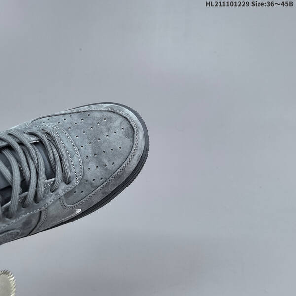 NIKE AIR FORCE 1 07 LV8 DF0188-115 lifestyle