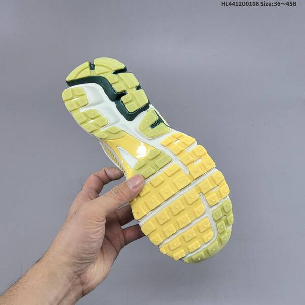 Nike Zoom Vomero 5 white pale yellow dark green EU 36-45 running shoe
