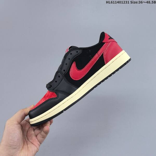 Nike Air Jordan 1 black/red/cream 36-48.5 basketball