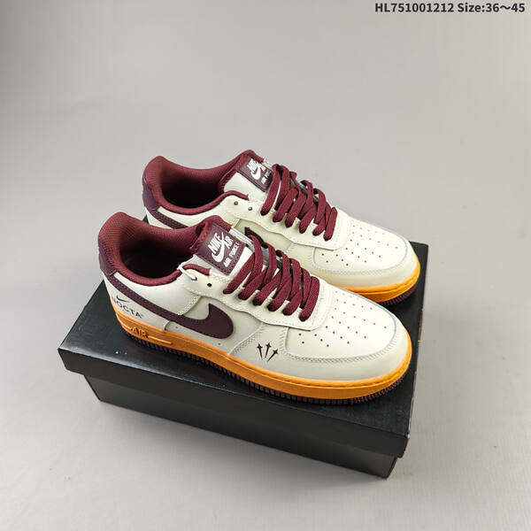 Nike Air Force 1 07 lifestyle