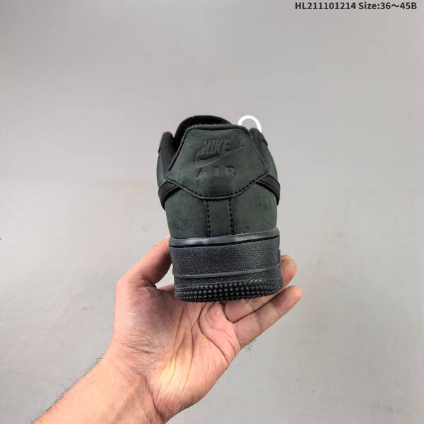 Nike Air Force 1 07 lifestyle