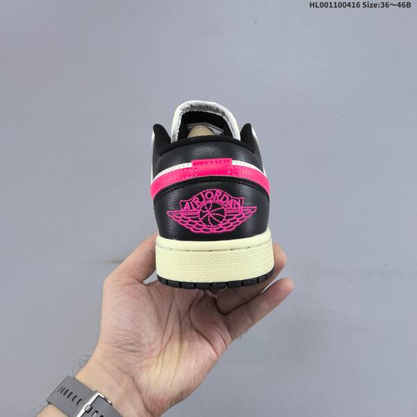Jordan Air Jordan 1 Low white/black/pink EU 36-46 basketball