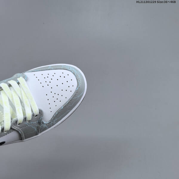 Jordan Air Jordan 1 Low white/gray/black with blue lightning accents 36~46 basketball
