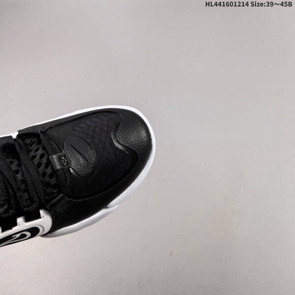 NIKE AIR MAX ALPHA SAVAGE 2 lifestyle