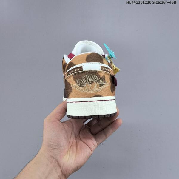 Jordan Air Jordan 1 Low Year of the Horse White/Brown/Gold/Burgundy EU 36-46 basketball