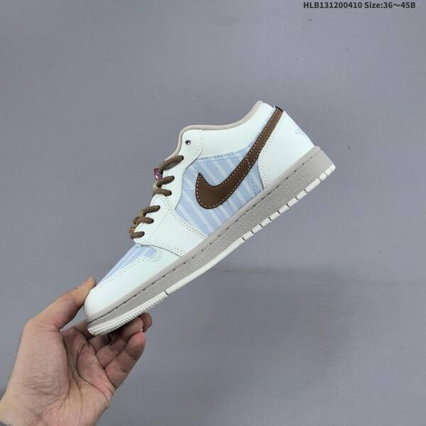 Jordan Air Jordan 1 Low white/navy blue/light blue/brown EU 36-45 lifestyle