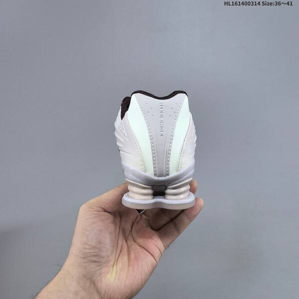 Nike Shox R4 IQ3364-627 off white burgundy light pink EU 36-41 sneaker