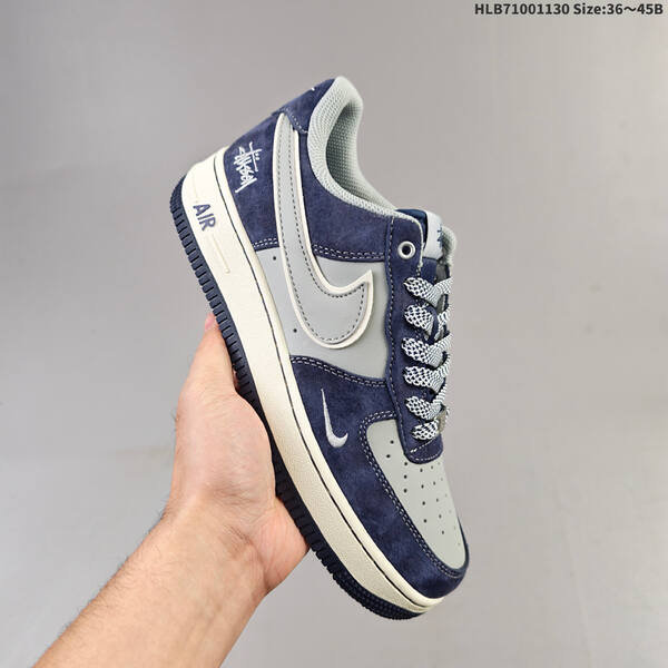 Nike AIR FORCE 1 07 For lifestyle