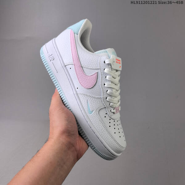 Nike Air Force 1 07 lifestyle