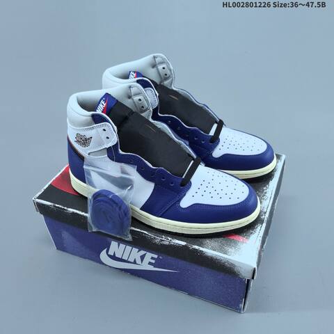 Air Jordan Air Jordan 1 Retro High OG white royal blue black