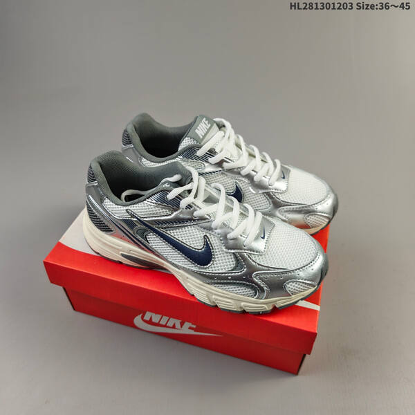 Nike Zoom Vomero 20 HF1877-101 HL281301203 lifestyle