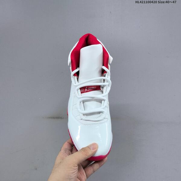 Jordan Air Jordan 11 white/red 40-47 basketball