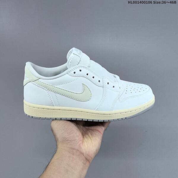 Jordan Air Jordan 1 Low OG Triple White EU 36-46 lifestyle