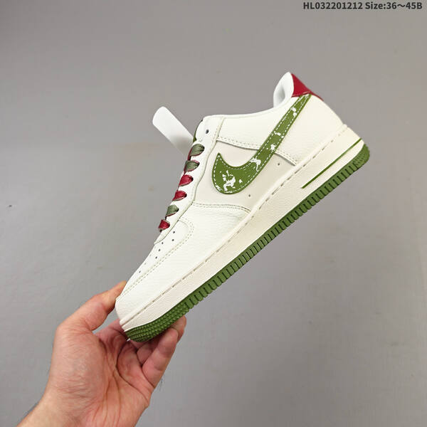 NIKE AIR FORCE 1 07 LV8 DD1982-3 lifestyle