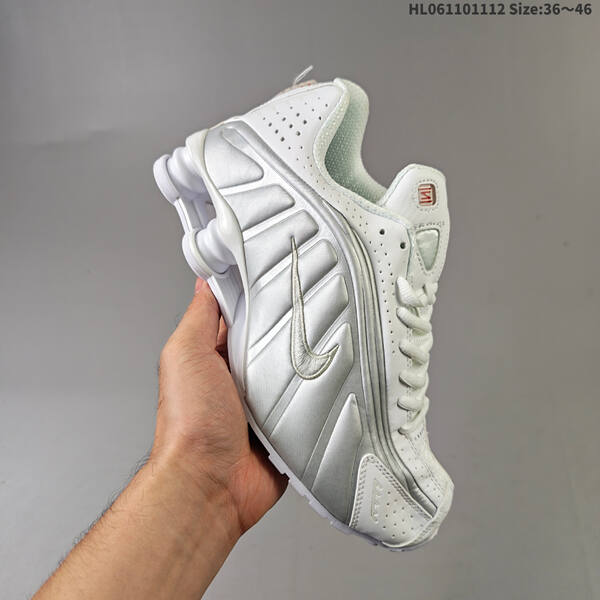 NIKE SHOX R4 BV1111-100 ID HL061101112 lifestyle