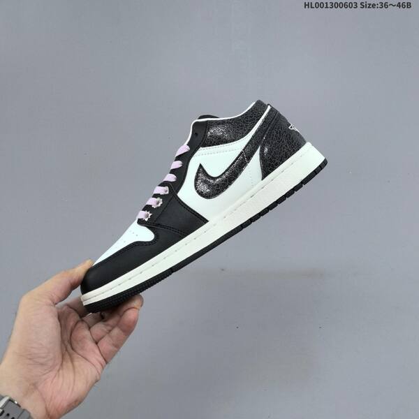Jordan Air Jordan 1 Low black/white with pink laces 36~46B lifestyle
