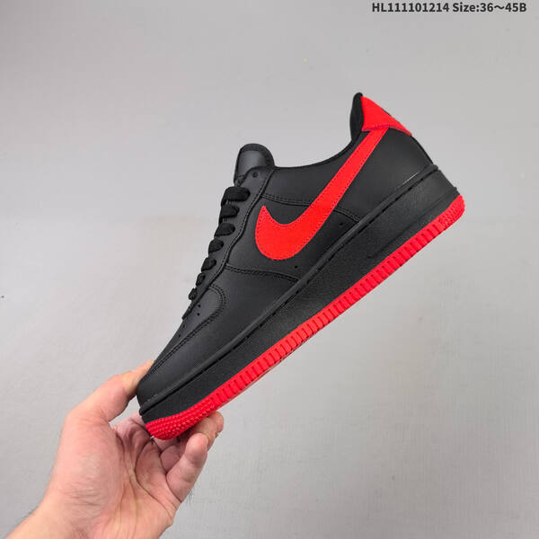 Nike Air Force 1 07 lifestyle