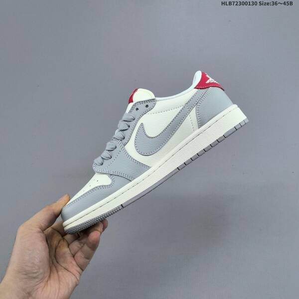 NIKE DUNK SB LOW lifestyle