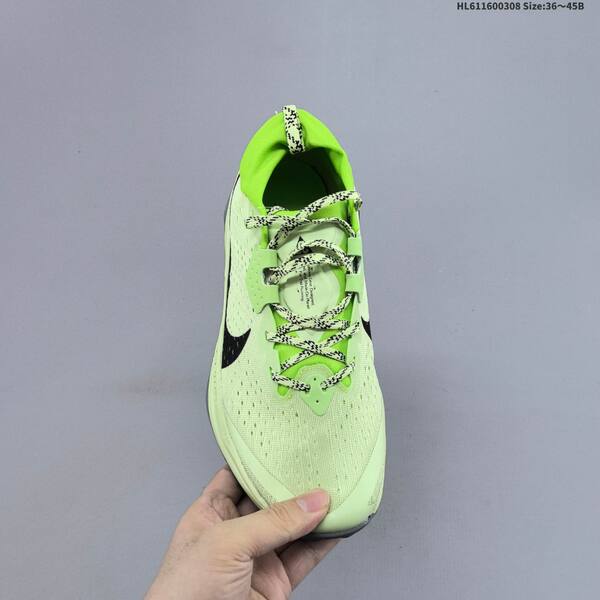 Nike ACG Zegama Trail HV8113 011 lime green black grey yellow EU 36 45 trail shoe EU 36-45
