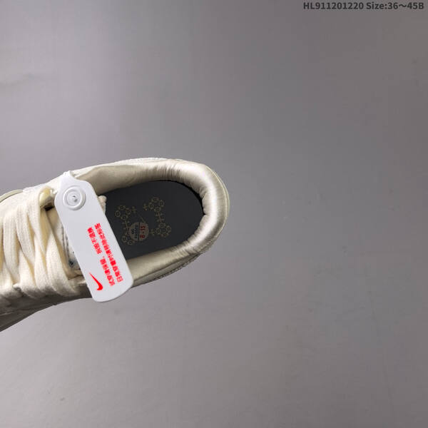 Nike Air Force 1 07 lifestyle