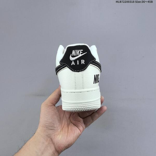 Nike Air Force 1 07 LV8 off white black gold EU 36-45 sneaker
