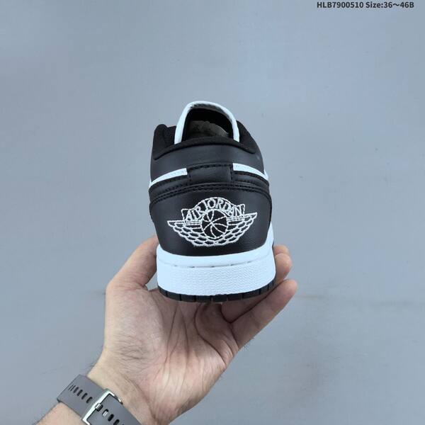 Jordan Air Jordan 1 Low OG DC0774-101 Black/White EU 36-46 basketball