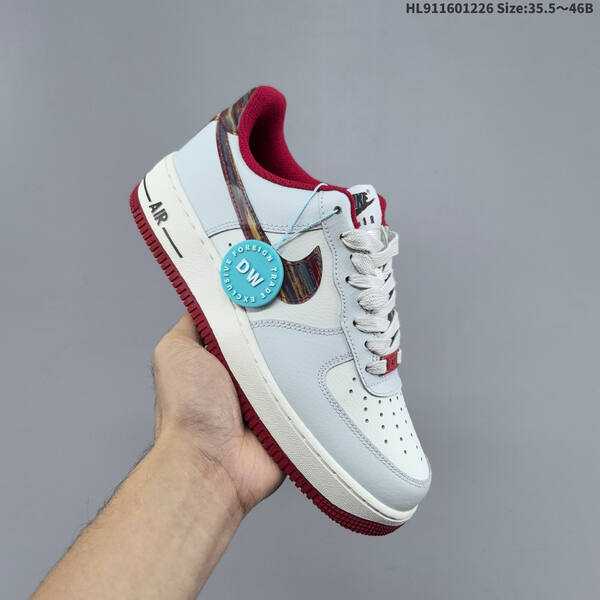 Nike AIR FORCE 1 07 lifestyle