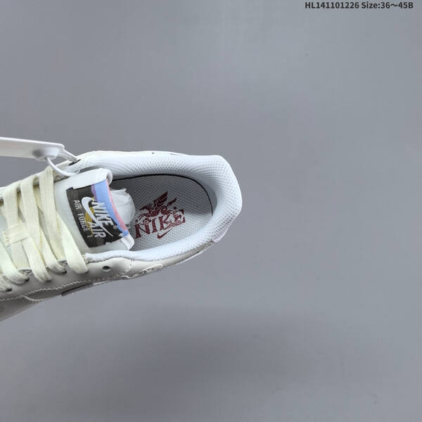 NIKE AIR FORCE 1 07 IQ1119-011 lifestyle