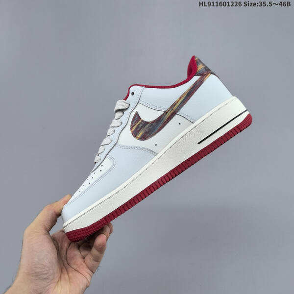 Nike AIR FORCE 1 07 lifestyle