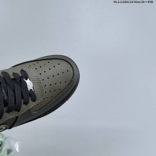 Nike Air Force 1 07 lifestyle