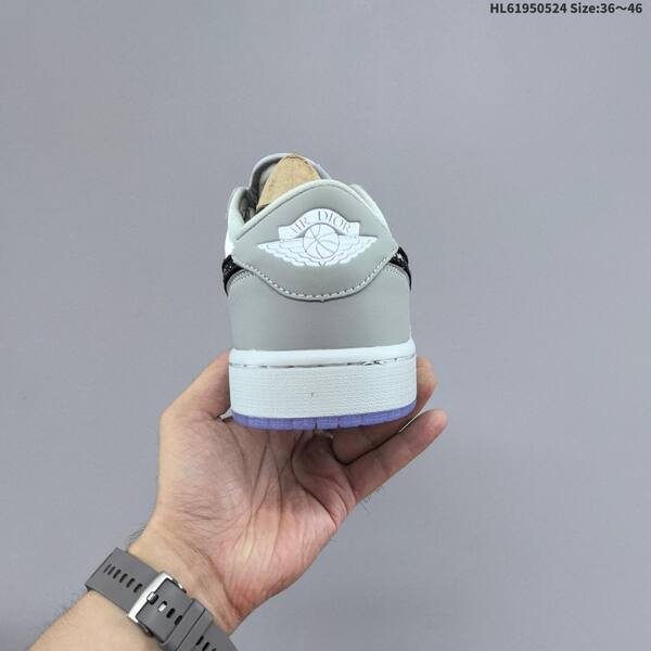 Jordan Air Jordan 1 Low OG grey/white/black 36~46 lifestyle