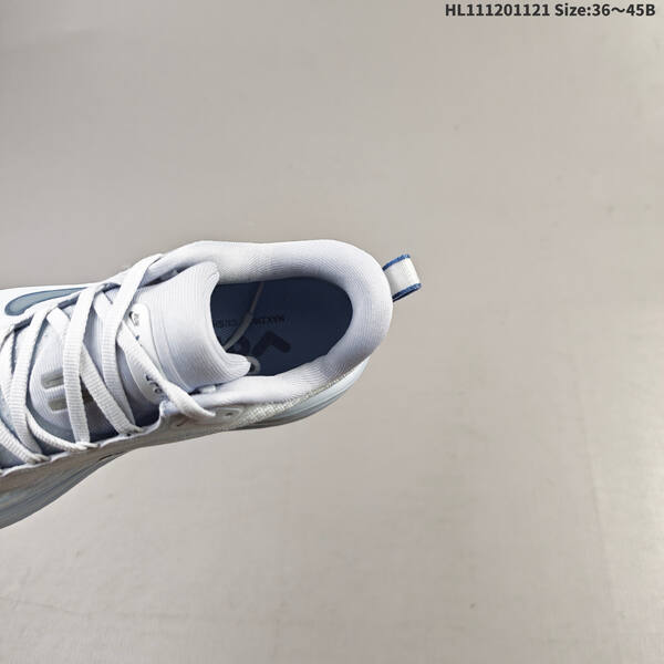 Nike VOMERO PLUS ReactX Air Zoom lifestyle