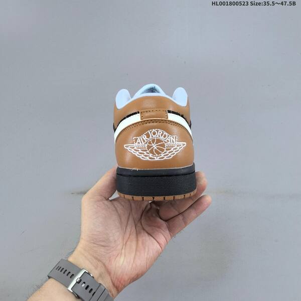 Jordan Air Jordan 1 Low Light British Tan / Black / White / Light Blue 35.5~47.5B lifestyle