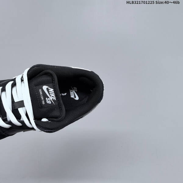 NIKE DUNK SB LOW lifestyle