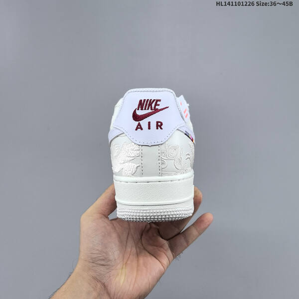 NIKE AIR FORCE 1 07 IQ1119-011 lifestyle