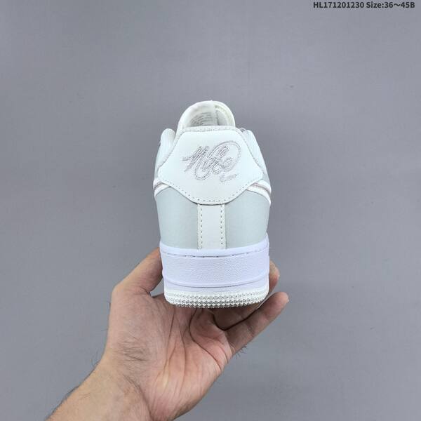 Nike Air Force 1 07 light grey white silver EU 36 45 sneaker EU 36-45