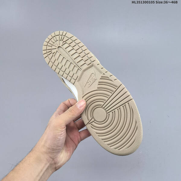 Nike SB Dunk Low ZoomAir lifestyle
