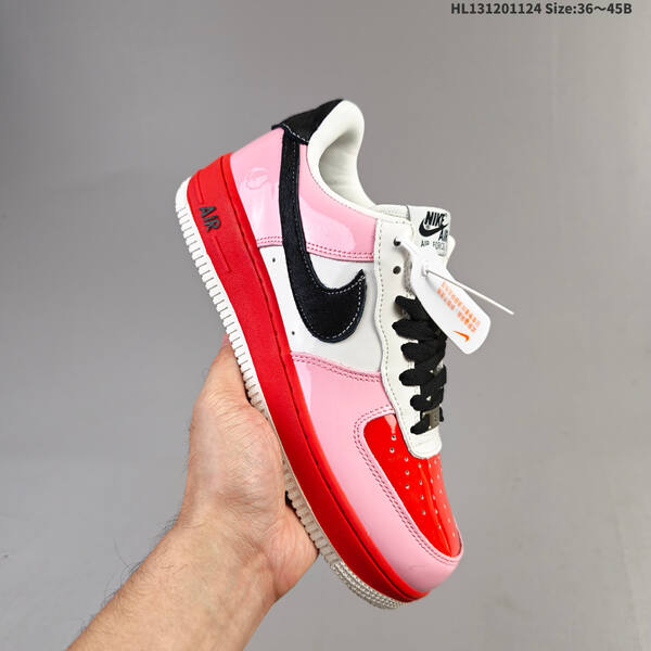 Nike AIR FORCE 1 07 lifestyle