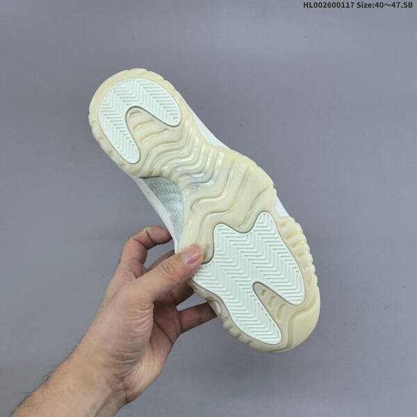 Jordan Air Jordan 11 Retro white/cream EU 40-47.5 basketball