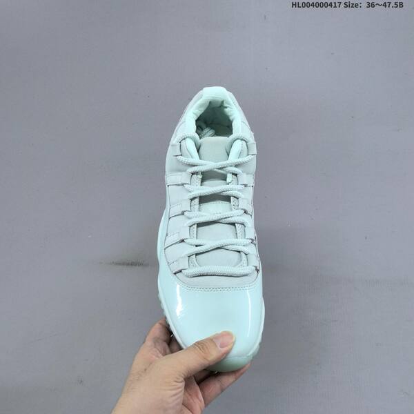 Jordan Air Jordan 11 Retro Low White/Icy Blue EU 36-47.5 basketball