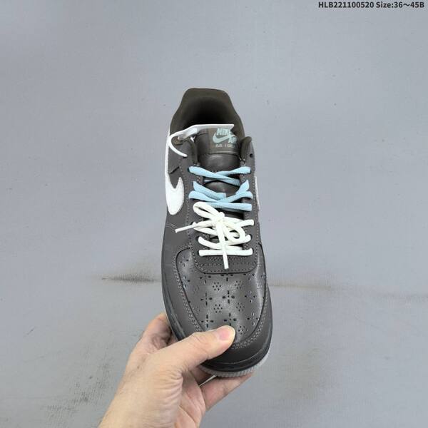 Nike Air Force 1 07 dark grey white light blue EU 36-45 sneaker