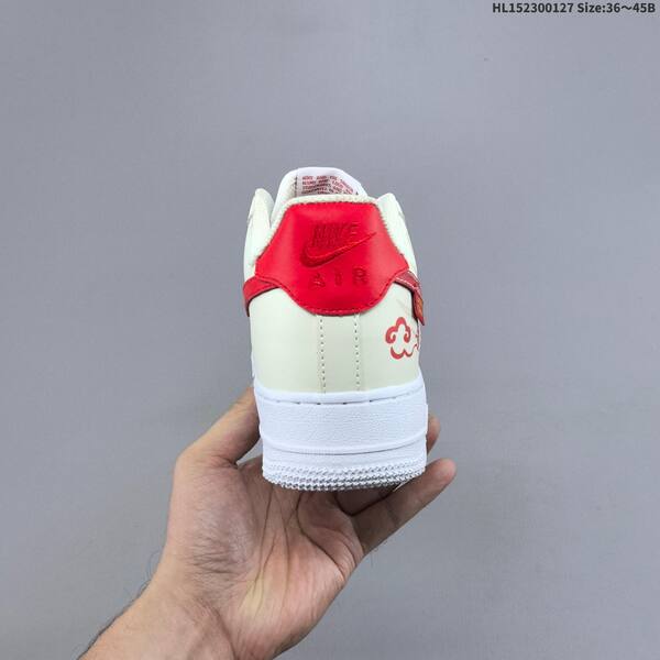 NIKE AIR FORCE 1 07 LV8 ZH0316 lifestyle