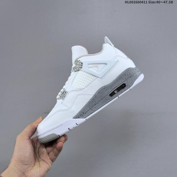 Jordan Air Jordan 4 Retro White Oreo White/Tech Grey/Black/Fire Red EU 40-47.5 basketball