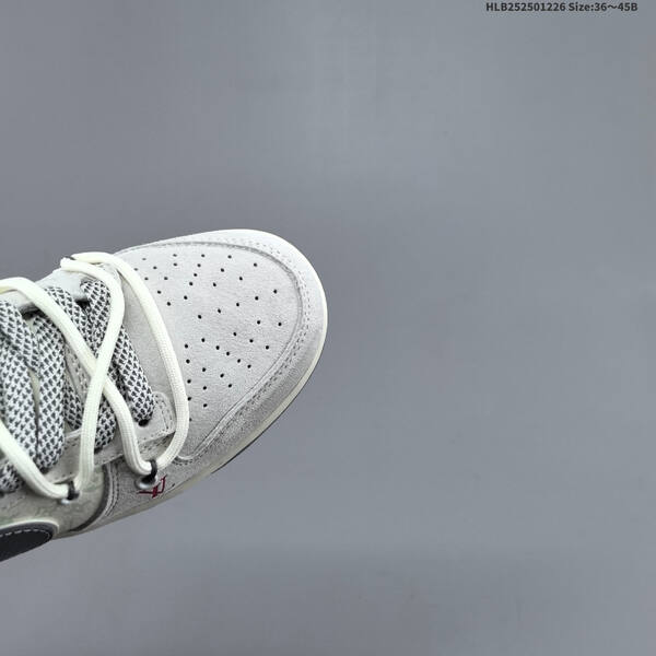 NIKE DUNK SB LOW LV lifestyle