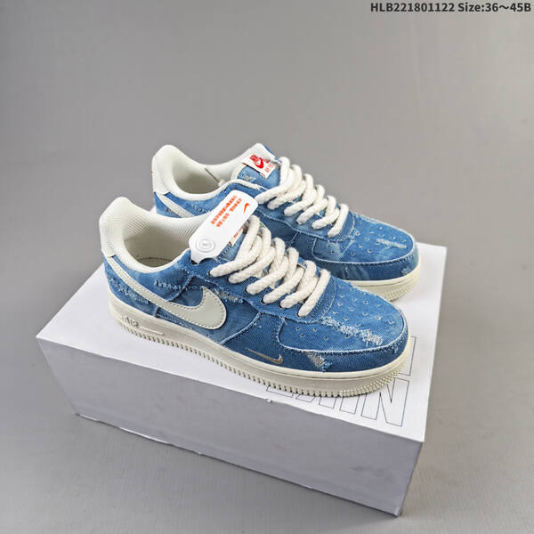 NIKE AIR FORCE 1 07LV LV2288 lifestyle