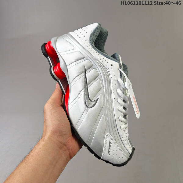 NIKE SHOX R4 BV1111-100 ID HL061101112 lifestyle