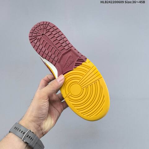 Nike Dunk SB Low FIFA World Cup 2026 Sail Yellow Burgundy White EU 36-45 Skate Shoe - Unisex (BS-59935)