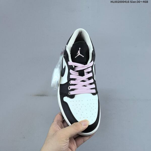 Jordan Air Jordan 1 Low SE black/white/pink EU 36-46 lifestyle
