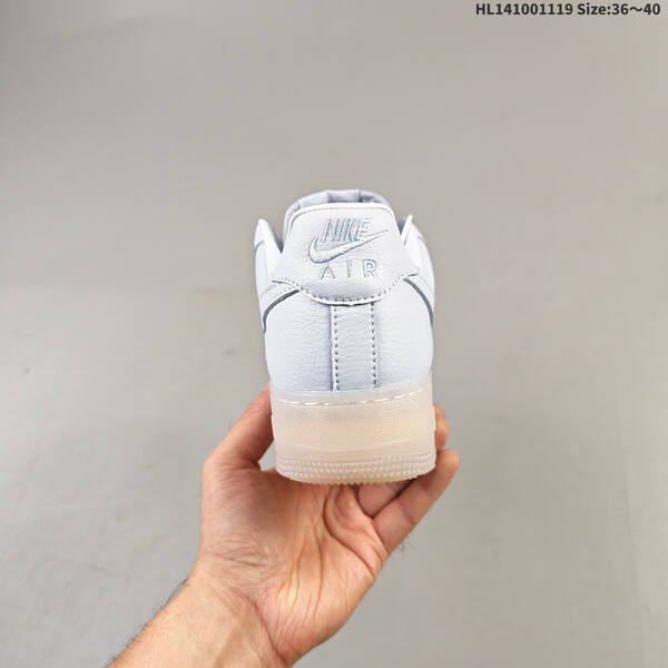 Nike Air Force 1 07 LX pale blue white silver EU 36-40 sneaker