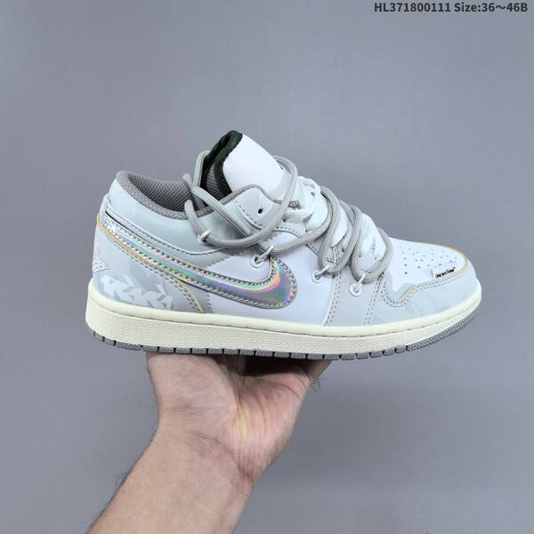 Jordan Air Jordan 1 Low white/light grey/iridescent silver EU 36-46 casual